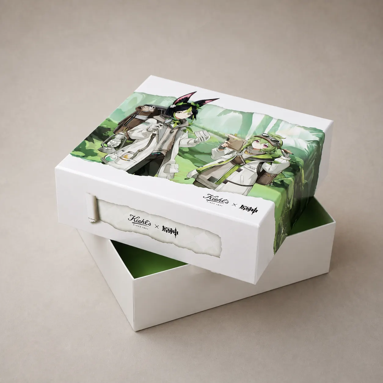 Luxury Anime Botanical Fantasy Lift-Off Lid Rigid Gift Box — image 1 of 3